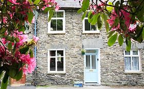 Stone Cottage At Staveley